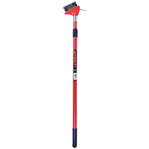 Telescopic patio cleaning brush